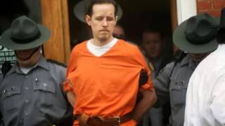 Crowds Jeer Eric Frein, Suspect in K*lling of Pennsylvania State Trooper
