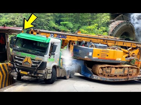 20 Extreme Dangerous Excavator & Truck Operator Skills | Total idiots in Truck - Excavator Disaster