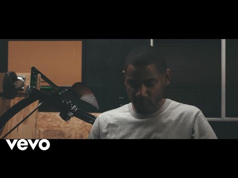 2 Eleven - No Luck ft. G Perico