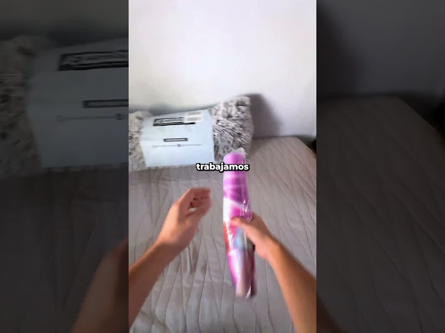 Vídeo relacionado con MERCHANDMANIA Alfombrilla PEQUEÑA Serie Cosas Parodia Mousepad Raton