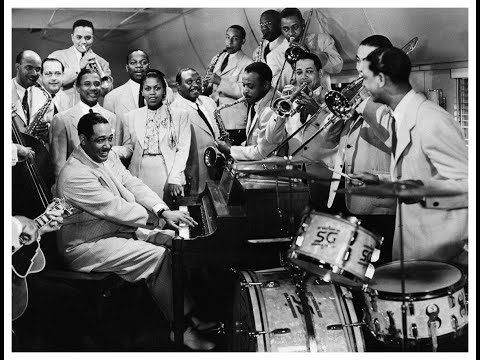 A Train | Words and music by Billy Strayhorn / arr. Victor López