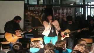 Fingertips - Simple Words (escola de Aradas)