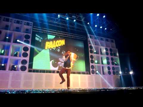 MC Falcon - Novinha Chegou o Momento - Gravação do DVD Furacão 2000 Infinity Power