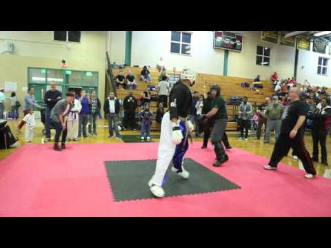 Michael Eck Vs Mike Simmons