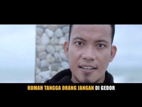 download lagu mp3 mp4 Download Lagu Minang Andra Respati Pelakor, download lagu Download Lagu Minang Andra Respati Pelakor gratis, unduh video klip Download Lagu Minang Andra Respati Pelakor