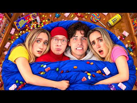 WIJ OVERNACHTEN IN EEN (GESLOTEN) SNOEPWINKEL🍬