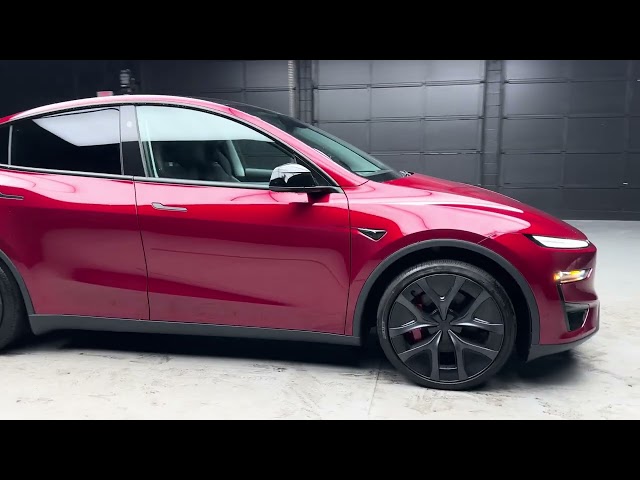 2026 TESLA MODEL Y SUV DUAL AC ELECTRIC MOTORS PERFORMANCE SPORT UTILITY 4D