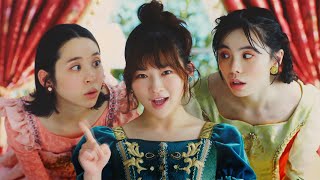 伊藤沙莉、華やかドレスで美背中見せ　コミカルダンスも披露　「ピップエレキバン」新CMで“コリコリ3姉妹”に変身！