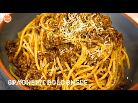 Easy Spaghetti Bolognese |Delicious, Hearty and Easy Bolognese Recipe |Get Cookin'