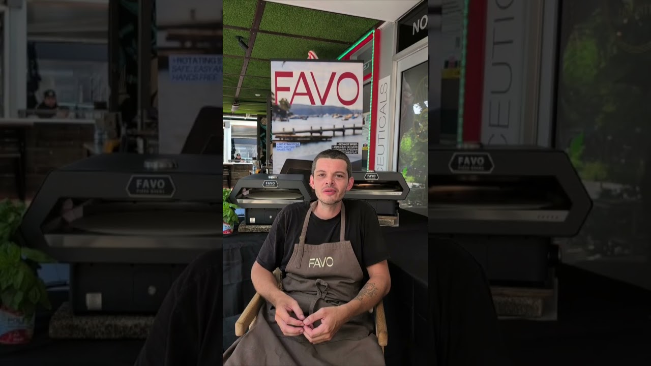 Coco explains the benefits of the FAVO rotating stone