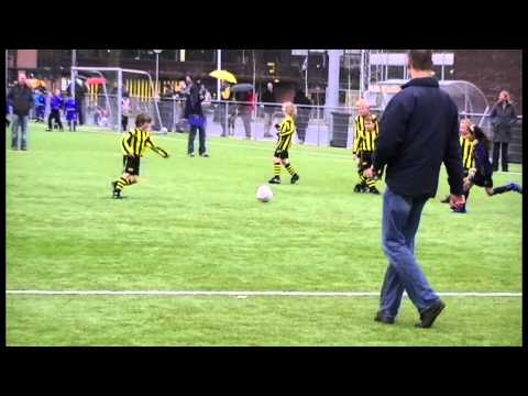 Wilhelmus F13 - Haaglandia F8 dd 26-03-2011