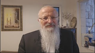 יחס החרדים ללוחמים | הרב שמואל אליהו בתגובה לדבריו של הרב דוד לייבל (הרב שמואל אליהו) - התמונה מוצגת ישירות מתוך אתר האינטרנט יוטיוב. זכויות היוצרים בתמונה שייכות ליוצרה. קישור קרדיט למקור התוכן נמצא בתוך דף הסרטון