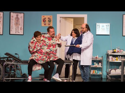 El Monaguillo se da un atracón de polvorones tras tragarse un teléfono móvil - Improvisando