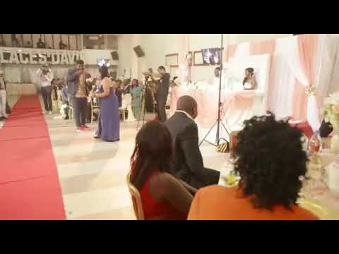 Farotage en plein spectacle de mariage