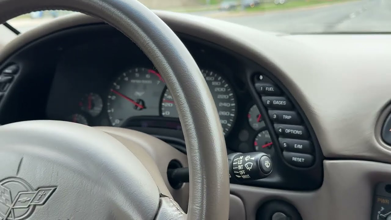 **SOLD on the CCC Buy-It-Now Lot** Sub-90K km 2003 Chevrolet Corvette Convertible 50th Anniversary 6-Speed Manual