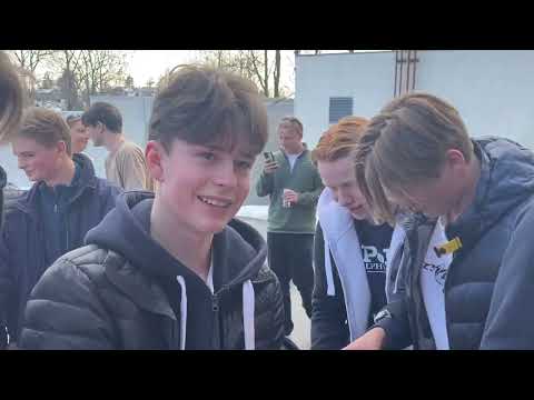 THE OAKELIREVIEW - DAG 3. BALLTRE OG PØLSER