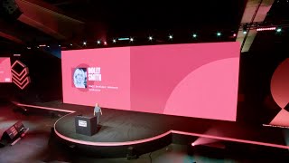 Databricks Data+AI Summit 2025 Keynote | Databricks Developer Advocate Holly Smith Lakebase Demo