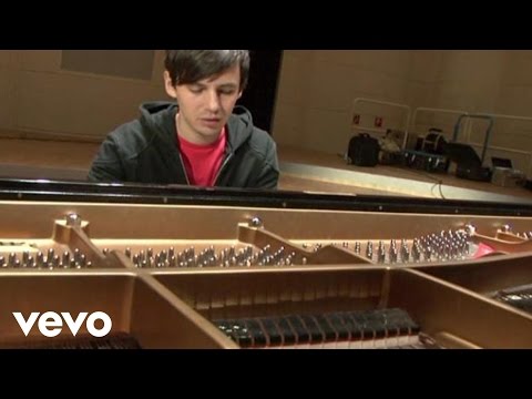 Martin Stadtfeld - Allegretto in C minor, Hess 69 (Video)