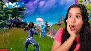 شفا أول مرة تلعب فورت نايت بالسيت اب الجديد new pink gaming setup