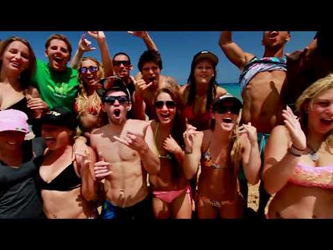 k78 .. Waimea Bay Cliff Jump - VH07V