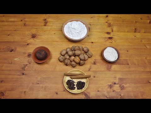 Medieval Lasagna with Walnuts - A Lenten Recipe