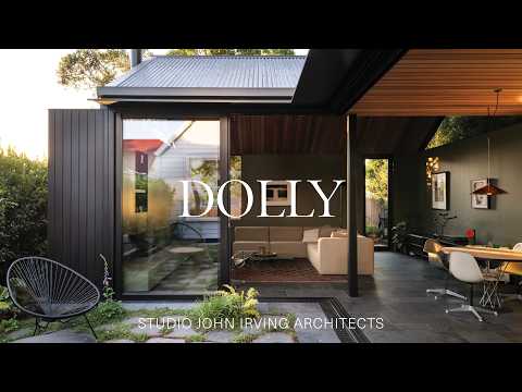 An Architects Own Home With a Garden Courtyard at Its Heart (House Tour)