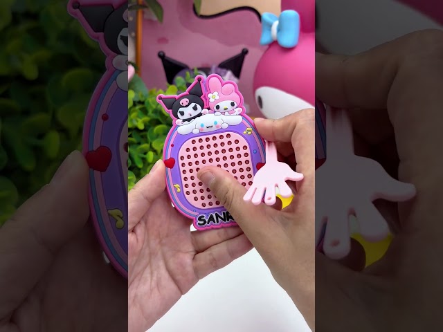 Vídeo relacionado con Mesa de dibujo magnético: soporte plegable de material ABS, construcción no tóxica, bloc de notas magnético, función de juego extendida | Para niños creativo Doodle Arte Aprendizaje edu