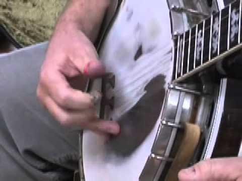 Beginning 5 String Banjo Bluegrass Finger Picking (Some Basics)