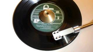 JIMMY CLIFF - CALL ON ME / HARD ROAD TO TRAVEL ( FONTANA 460 225 ME )