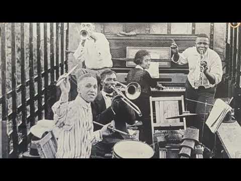 My Baby Rocks Me (With One Steady Roll) - Charles Creath's Jazz-O-Maniacs - Okeh 8217