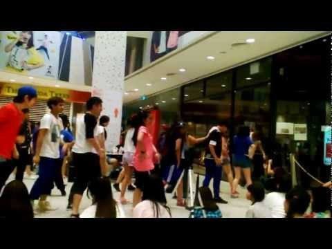 130201 KPOP Dance Off Vol 34: SISTAR - Loving U