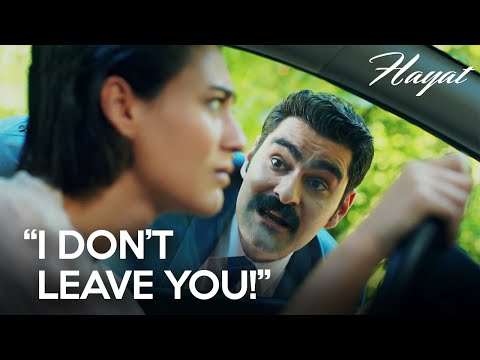 İpek's car broke down Kerem is trying to help! | Hayat (Hindi Dubbed)