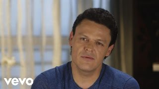 Pedro Fernández - Interview (Vevo News)