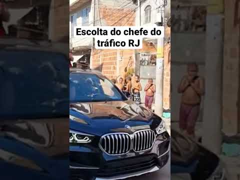 , title : 'Flagra de escolta de chefe do tráfico no Rio de Janeiro. #favela #policia #trafico #riodejaneiro'
