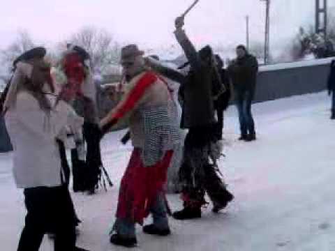 OBICEIURI DE LA HUDESTI NUNTA MASCATA DE LA VATRA