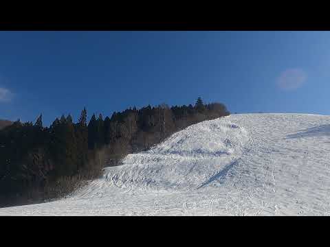 Video: 2021/12/24  野沢温泉スキー場、上級非圧雪のユートピアコースを滑ってみました。