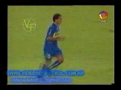 Carlitos Tevez Vs. Lanus (Clausura 2004)