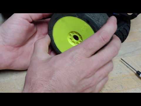 How To Install 17mm Hex Adapters Traxxas Slash, Rustler, Stampede Rally Vehicle! #10115 | MIP Online