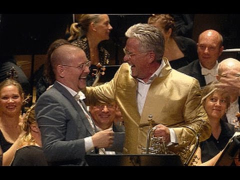 Sputnik for piccolo trumpet and large orchestra