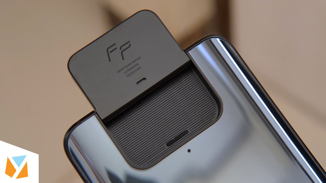 ASUS Zenfone 8 Flip Unboxing and Hands-on