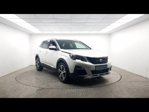 Peugeot 3008 1.2 130bhp Allure - Image 2