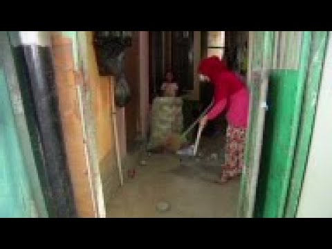 Trash banks in Indonesia help solve waste problem