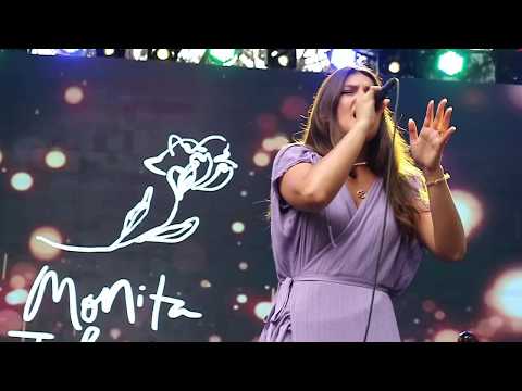 Perkenalan Perdana Cipt Chandra Darusman- Monita Tahalea-The 42nd Jazz Goes To Campus - Live Concert