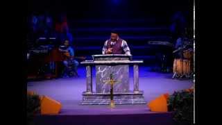 Bishop Eddie L Long - Get In the Wind