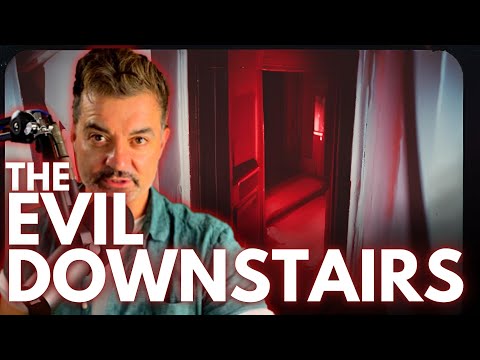 Creepy Family in a Glasgow Apartment (Poltergeists and Possession)