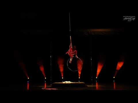 活動　2024 International Aerial Cup Aerial Hoop 楊雅汝 ZoeyYang | 奧蕾時創Ole Star Creative