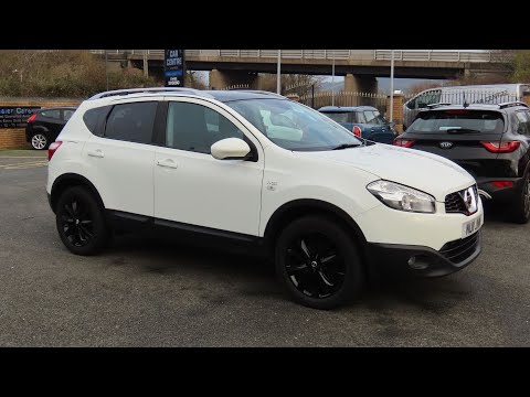 2011 Nissan Qashqai 1.5 DCI N-Tec - Start up and full vehicle tour