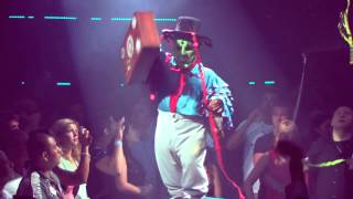 The Mask goes to Punta Cana