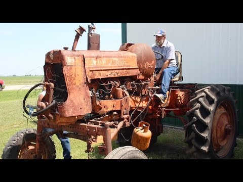 First Start In Over 20 Years! Rare Allis Chalmers D19 High Crop - Classic Tractor Fever