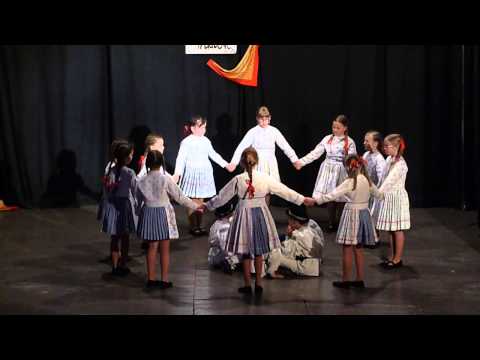 Dětský folklorní soubor Veleťánek - 1. skupinka